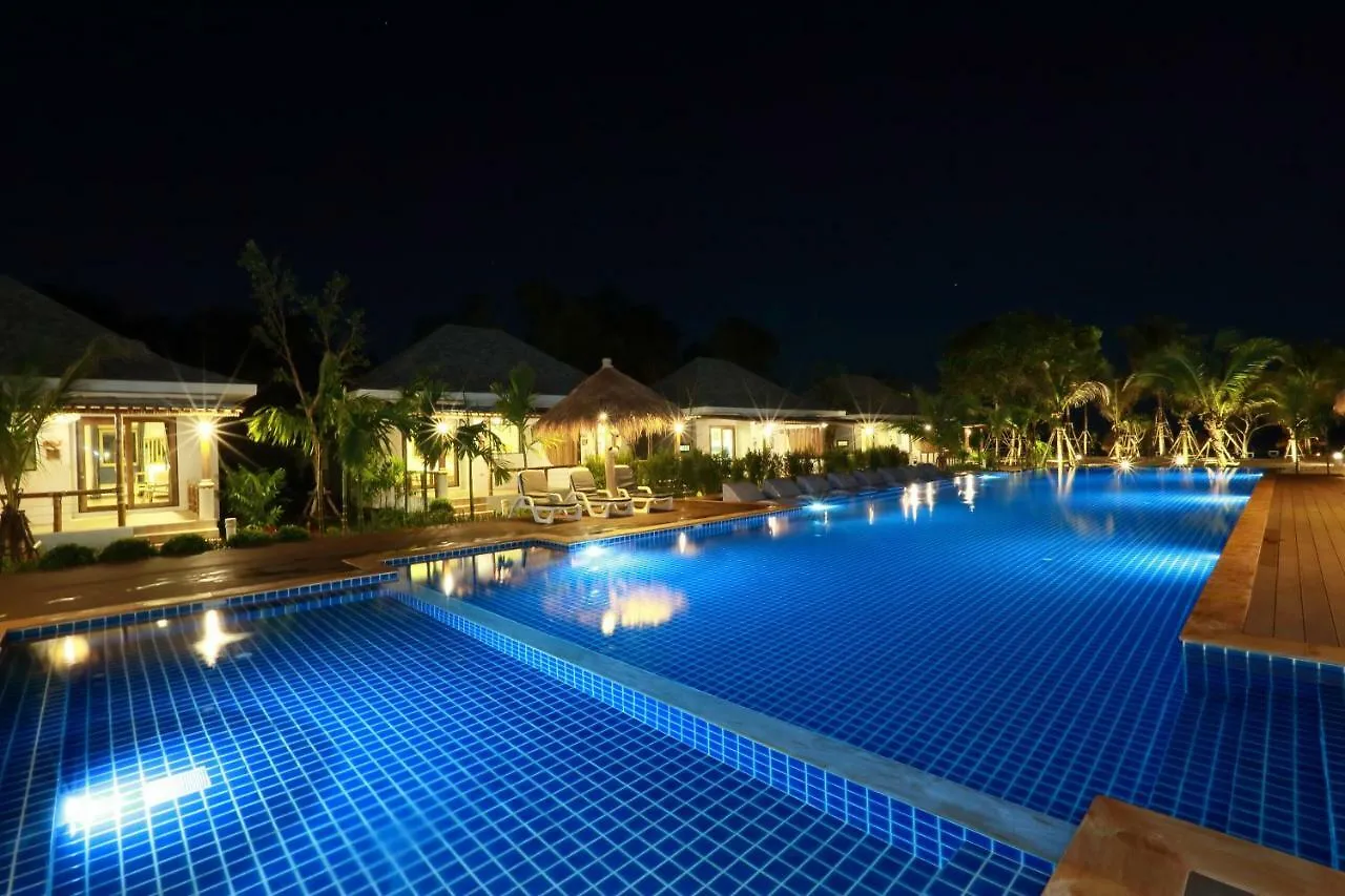 Hotel Lanta Casa Blanca Ko Lanta 4*,